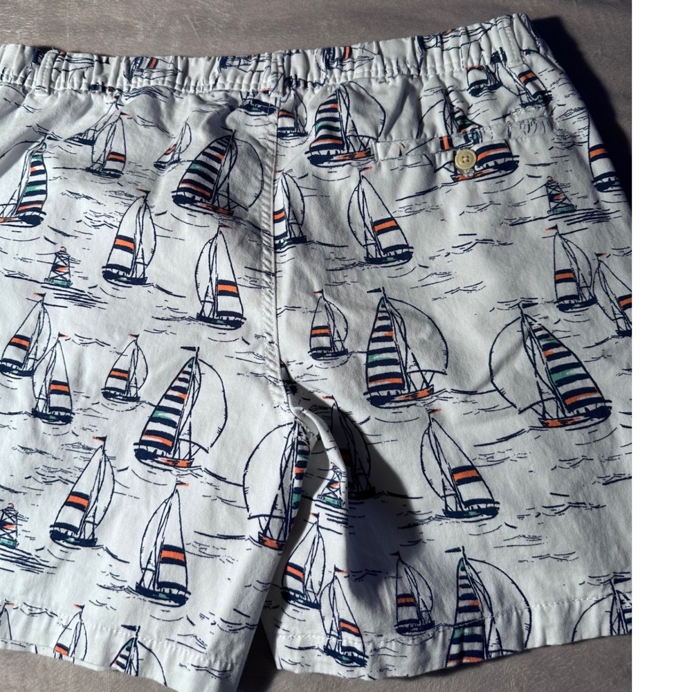 IZOD Saltwater Stretch Mens Sailboat Print Board Shorts Nautical Size L 7 Inseam - Picture 6 of 7